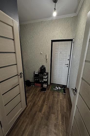 Недвижимость: 1 комната, 35 м², 105 серия, 9 этаж — 8