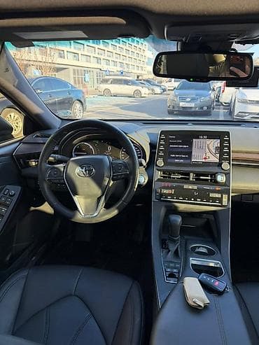 таёта аурис: Toyota Avalon: 2021 г., Гибрид, Седан — 10