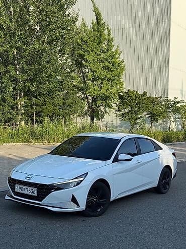 transporter multivan: Hyundai Avante: 2022 г., Автомат, Бензин, Минивэн — 1