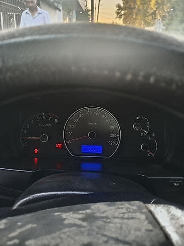 Hyundai Elantra: 2008 г., Кол менен иштөөчү, Бензин, Седан — 10