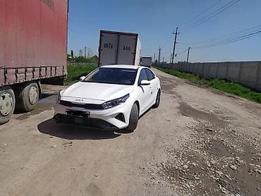 Kia K3: 2021 г., 1.5 л, Вариатор, Бензин, Седан