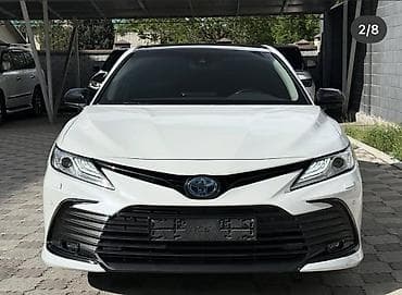 90: Toyota Camry: 2021 г., 2.5 л, Автомат, Гибрид, Седан — 2