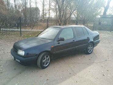 Volkswagen Vento: 1994 г., 1.8 л, Механика, Бензин, Седан
