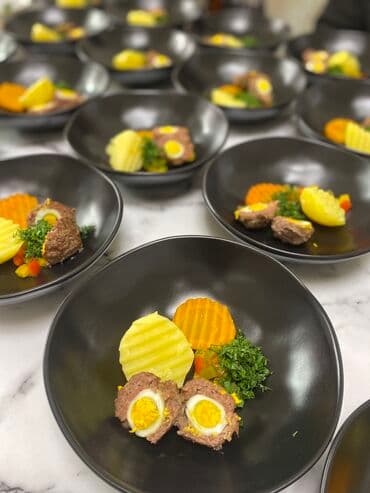 официант неполный рабочий день: Выездные банкеты | Официанты, Оформители, Повара — 8