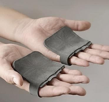 Чемоданы: Спортивные защитные накладки для ладоней Для чего они нужны: Этот — 2