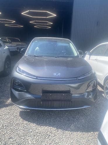 wuling mini ev: Changan Qiyuan Q05: 2026 г., Автомат, Электромобиль, Кроссовер — 1