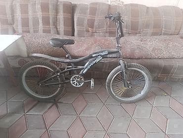 фикс геар: Городской велосипед, BMW, Рама S (145 - 165 см), Б/у — 2