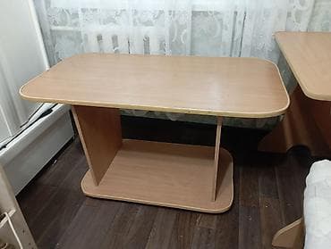 dinner table: Журнальный столик из ЛДСП, цвет – светлый бук/дуб. - Форма — 1