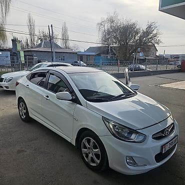 капот на гетс: Hyundai Accent: 2013 г., 1.6 л, Автомат, Бензин, Седан — 8