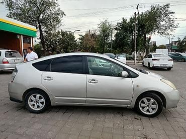 Унаа: Toyota Prius: 2005 г., 1.5 л, Вариатор, Гибрид, Хетчбек — 3