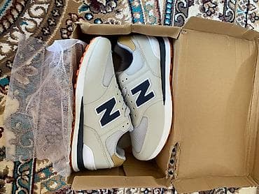 Жеке буюмдар: Эркектердин кроссовкасы, 41, 42, New Balance, Жаңы, түсү - Боз, Акысыз жеткирүү — 1