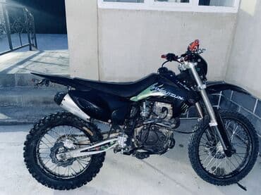 скутер сатылат: Эндуро 250 куб. см, Бензин, Чоңдор үчүн — 1