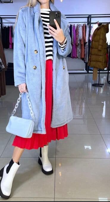 бриллианты с голубым: Продаю стильную шубу. Новая — 1