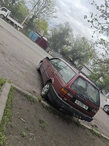 red cell: Volkswagen Passat Variant: 1989 г., Механика, Бензин, Универсал — 3