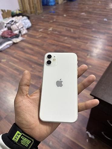 i3 9: IPhone 11, Белый — 1