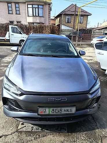 x5 2017: BYD E2: 2024 г., Электромобиль, Кроссовер — 2