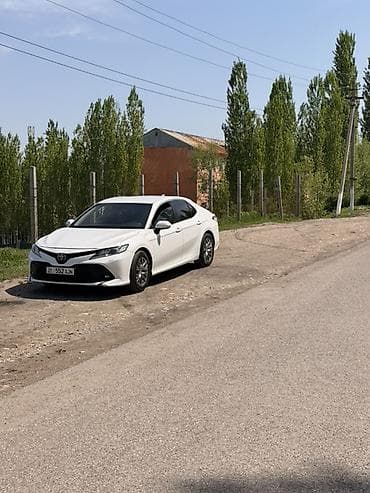 Toyota Camry: 2019 г., Автомат, Бензин, Седан at lalafo.kg Toyota Camry: 2019 г., Автомат, Бензин, Седан