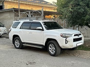 4 7: Toyota 4Runner: 2019 г., 4 л, Автомат, Бензин, Внедорожник — 2