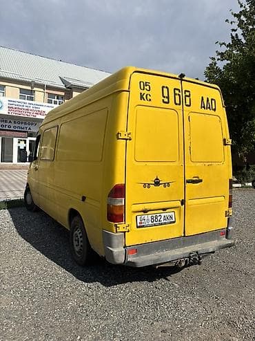 Mercedes-Benz Sprinter CDI, длинная база, высокий кузов, желтый