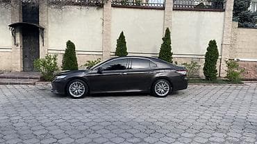 sonata 2014: Toyota Camry: 2018 г., 2.5 л, Автомат, Бензин, Седан — 4