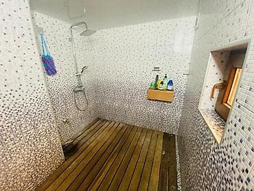 продажа дома в селе ивановка: Прлдаю двух этажный дом в маевке . 4 спальни 2 сан узла зал — 4