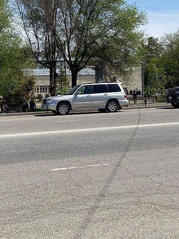 Subaru Forester: 2000 г., 2 л, Бензин, Универсал — 3