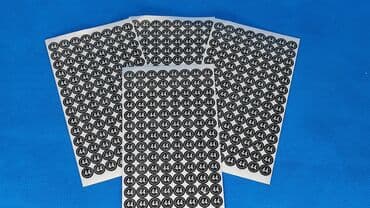 Монетки. Клеющиеся размерники. Продаются листами и пачками at lalafo.kg Монетки. Клеющиеся размерники. Продаются листами и пачками