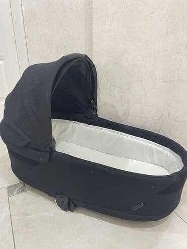 строительство бассейна: Автокресло, цвет - Черный, Б/у — 4
