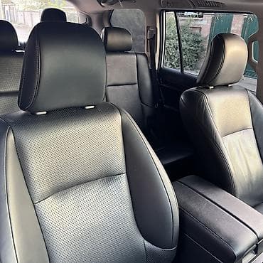 Lexus GX: 2010 г., 4.6 л, Автомат, Бензин, Внедорожник — 10
