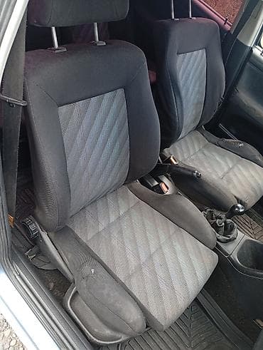 forester 2004: Volkswagen Golf: 1993 г., 1.8 л, Механика, Газ, Хэтчбэк — 8