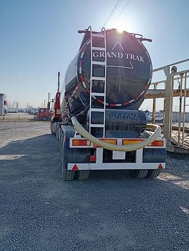 shacman: Тягач, Shacman, 2025 г., Цистерна — 5