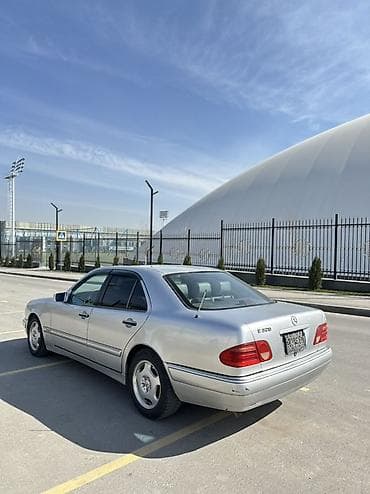 Продажа авто: Mercedes-Benz E-Class: 1996 г., 3.2 л, Автомат, Бензин, Седан — 3