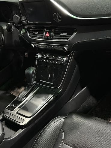 Продажа авто: Hyundai Grandeur: 2018 г., 3 л, Автомат, Газ, Седан — 5