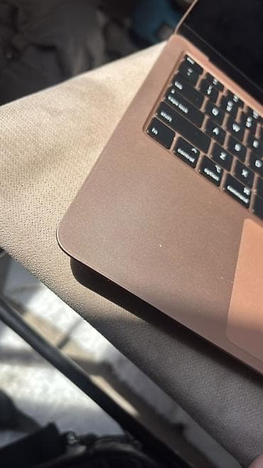 macbook air m5: MacBook Air 13" Retina (2020) - Процессор: 4‑ядерный Intel Core i5 — 9