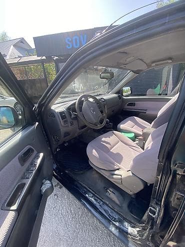 хонда сервы 1: Пикап двойная кабина, черный цвет, 4 двери. Основные характеристики — 6