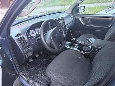 mazda 3: Ford Maverick: 2005 г., 2.3 л, Механика, Бензин, Внедорожник — 7