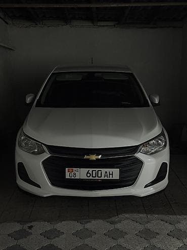 Chevrolet Onix: 2020 г., 1 л, Автомат, Бензин, Седан — 7