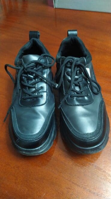 Айымдардын бут кийими: Женские ботинки/кроссовки на осень
самовывоз дордой плаза/кара жыгач — 3