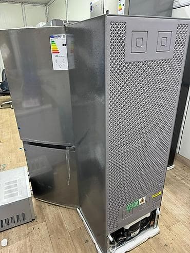 fridge: Холодильник двухкамерный с нижней морозильной камерой, серебристый — 1