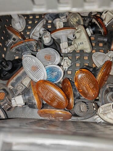 фары на нексию 2: Левый поворотник Subaru Б/у, Оригинал, Япония — 1