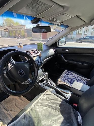 cl 7: Honda Accord: 2025 г., Автомат, Седан — 4