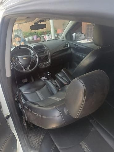 124 e500: Chevrolet Spark: 2018 г., 1 л, Автомат, Бензин, Хэтчбэк — 4