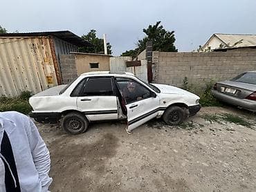 90: Mitsubishi Galant: 1992 г., 1.8 л, Механика, Бензин, Седан — 5