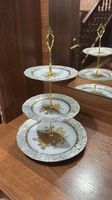 стеклянную тумбу для телевизора: Набор декоративных конфетниц/фруктовниц в классическом стиле. По 500 — 4