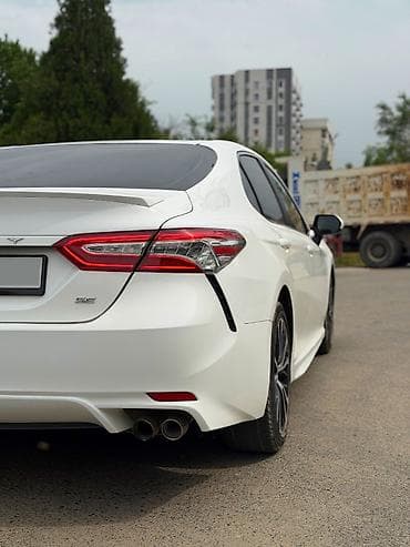 70: Toyota Camry: 2018 г., 2.5 л, Автомат, Бензин, Седан — 5