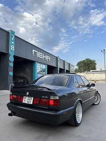 mini coper: BMW 5 series: 1993 г., 4 л — 2