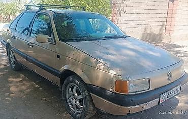 r14 175: Volkswagen Passat: 1988 г., 1.8 л, Механика, Бензин, Седан — 2