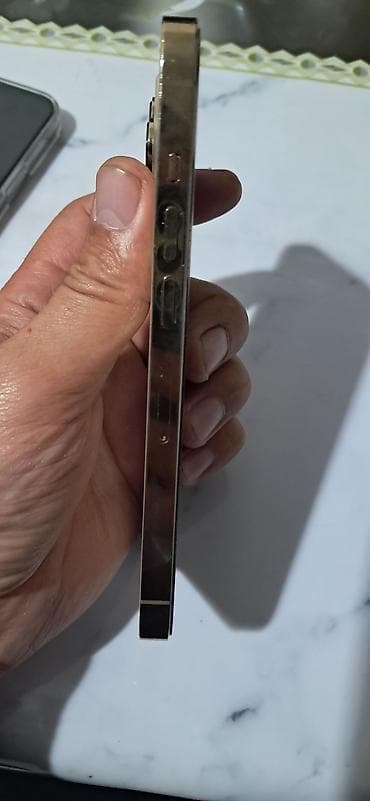 iphone 6s 32: IPhone 13 Pro, Б/у, 256 ГБ, Золотой, Чехол, 80 % — 2