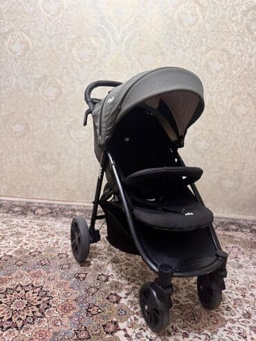 покрышки для детских колясок: Коляска, цвет - Серебристый, Б/у — 2