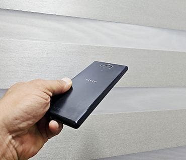 со стилусом: Sony Xperia 10, Б/у, 64 ГБ, цвет - Черный, 1 SIM, 2 SIM — 6